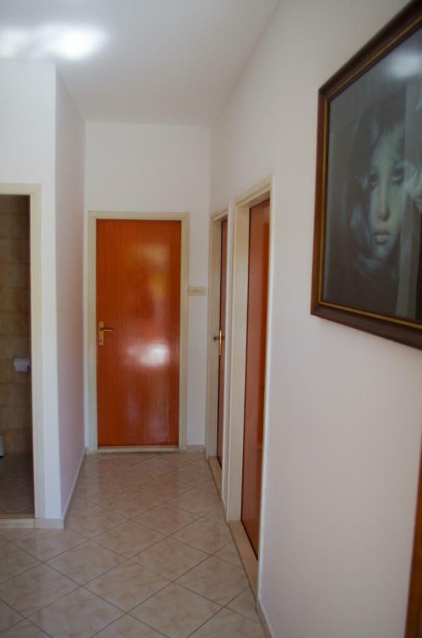 Apartman Sofia Zara Esterno foto